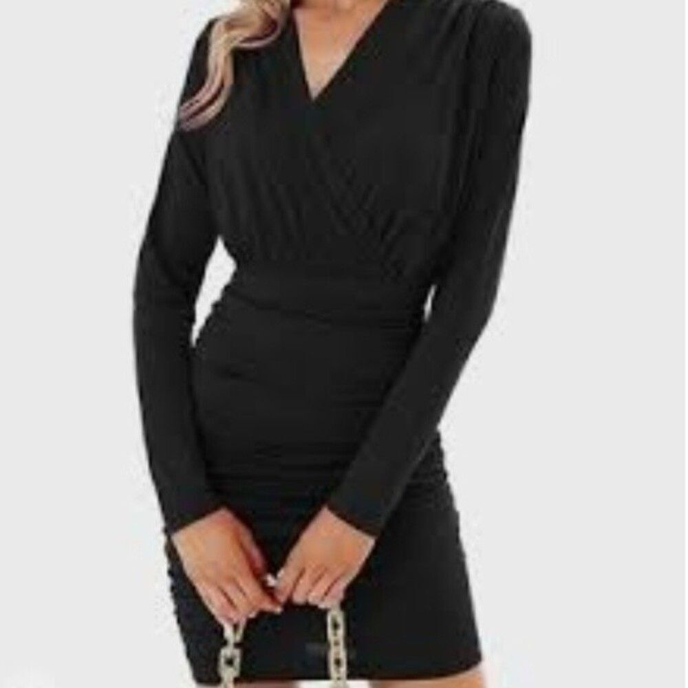 Grace Karin black v-neck ruched long sleeve mini dress - NWT - medium